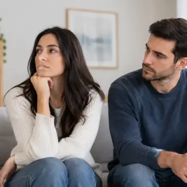 How to Identify Attachment Patterns in Relationships